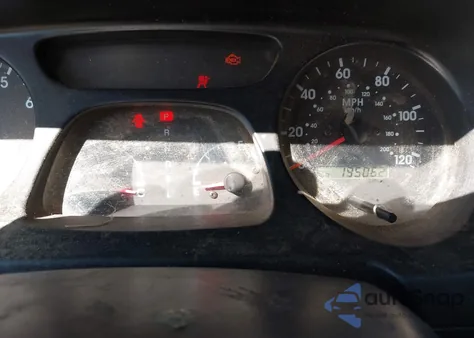 2002 Kia Sportage z USA, uszkodzony, nr VIN KNDJB723225109564